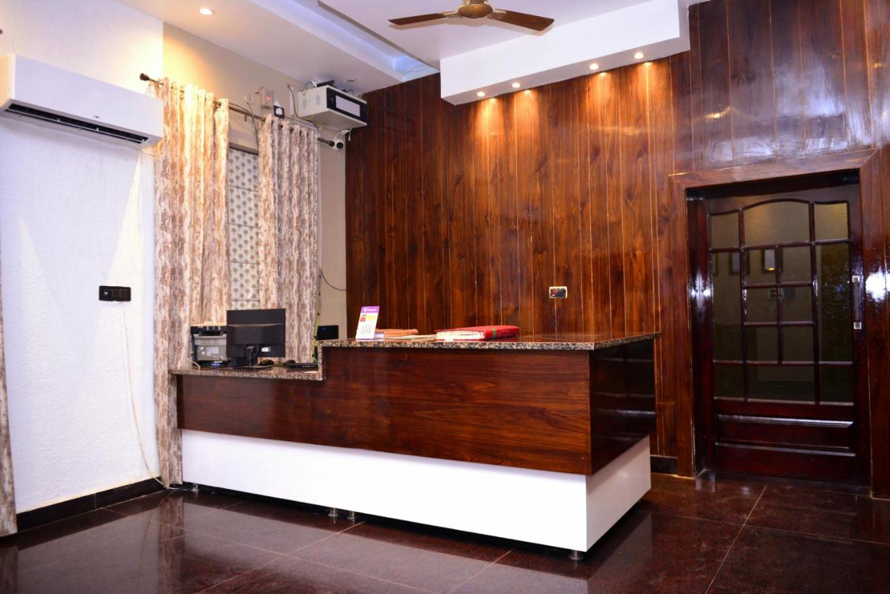 Signature Villa Sonipat Εξωτερικό φωτογραφία